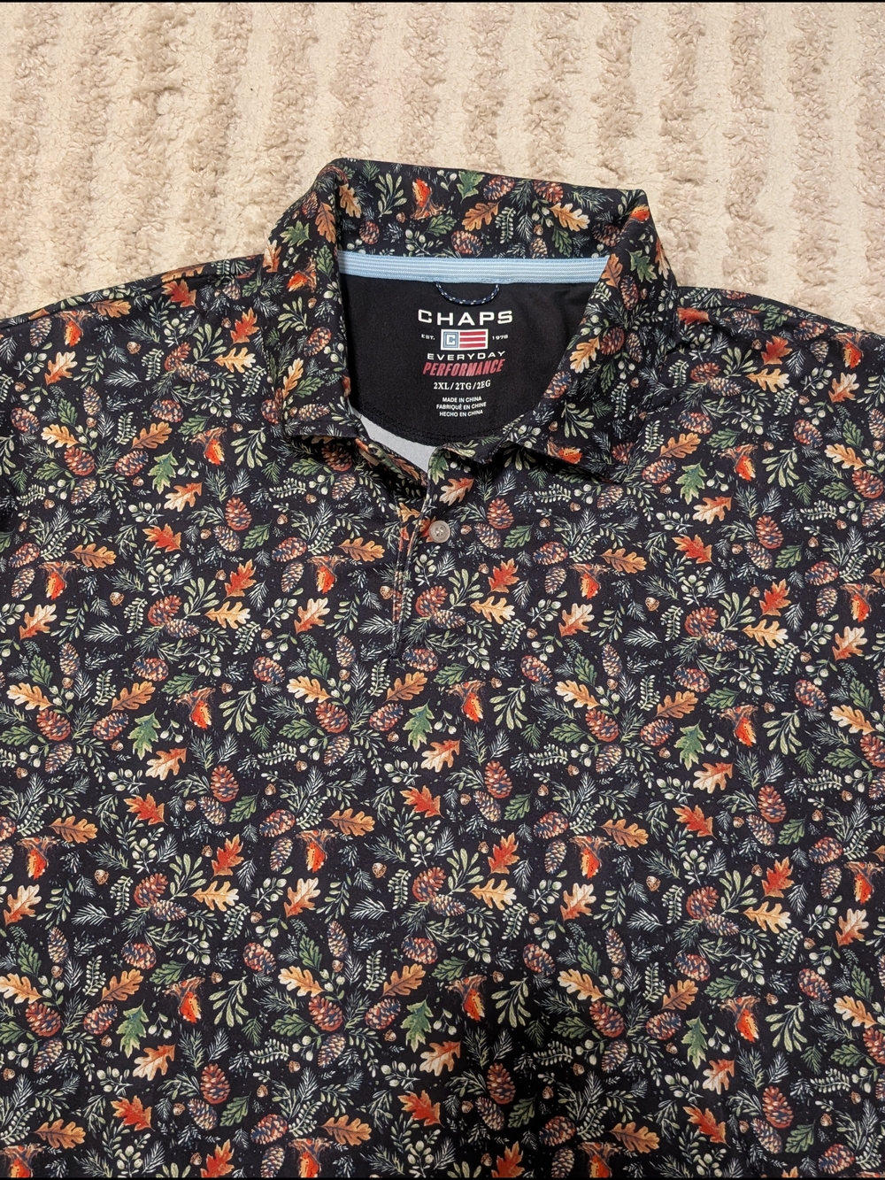 Chaps Golf Polo Size 2XL Fall Leaves And Pine Cones Stretchy